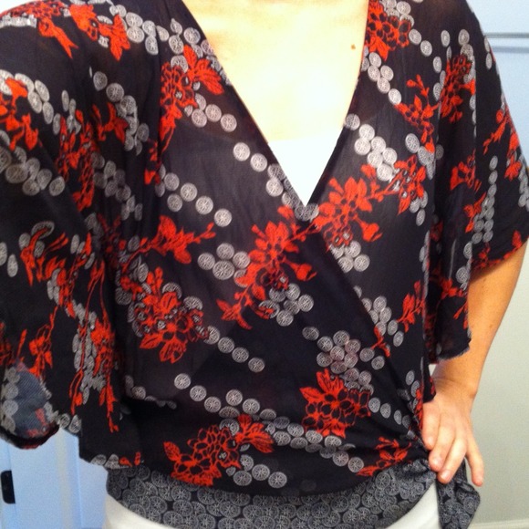 $$Sold$$ NWT New York and company top