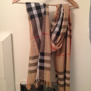 Burberry inspired scarf