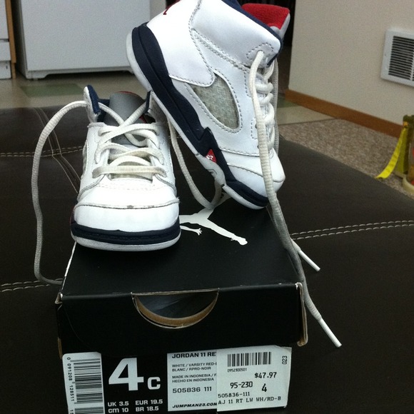 Baby Jordan 11 retro's