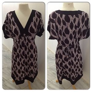 Dresses & Skirts - 🔱NEW🔱 purple leaf dress Dresses & Skirts - 🔱NEW🔱 purple leaf dress