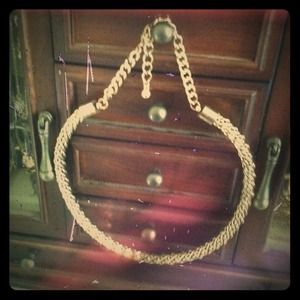 Gold Braid/Chain-like Necklace