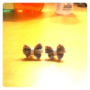 Burberry pattern earrings