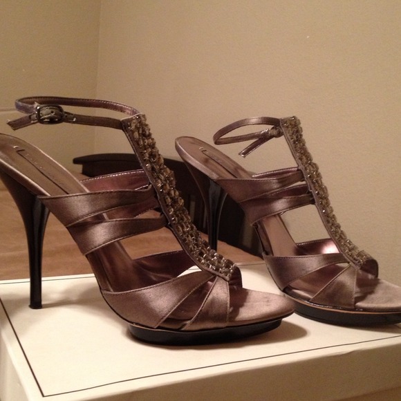 💔SOLD 💋A SASSY SOMEONE SCORED THESE @ 80% off - Picture 2 of 4