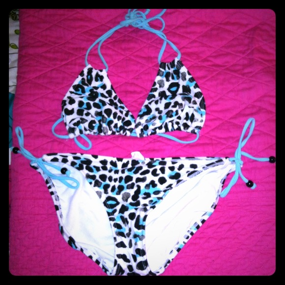 Leopard bikini set and bubble dress