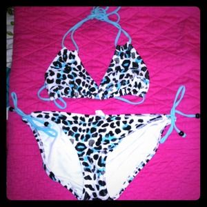 Leopard bikini set and bubble dress