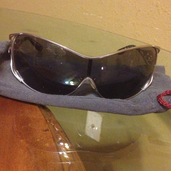 Shanghai Tang sunglasses