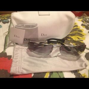 HOLD**✂$ used Authentic Christian Dior sunglasses.