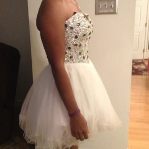 White seaquence & stone  dress