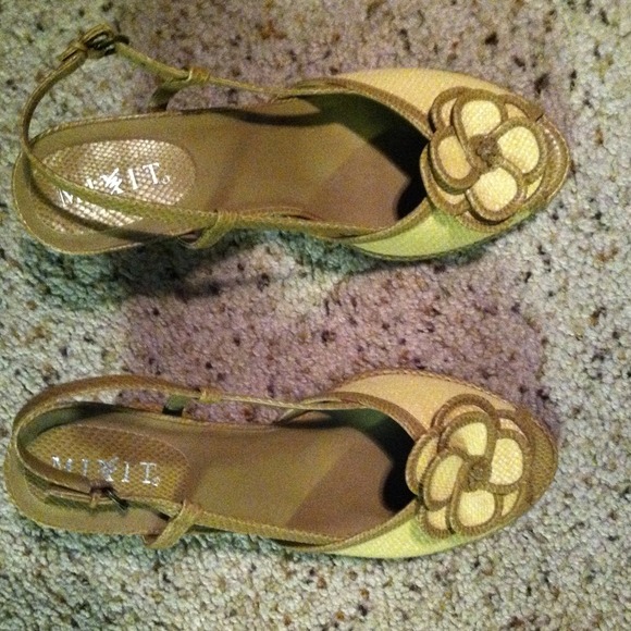 Wedge/slingback - Picture 4 of 4