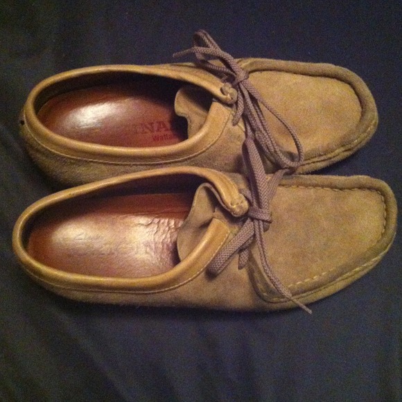 CLARKS ORIGINAL WALLABEE'S!!!