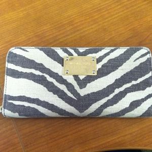 Michael Kors wallet