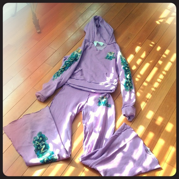 Victoria's Secret sweatsuit!