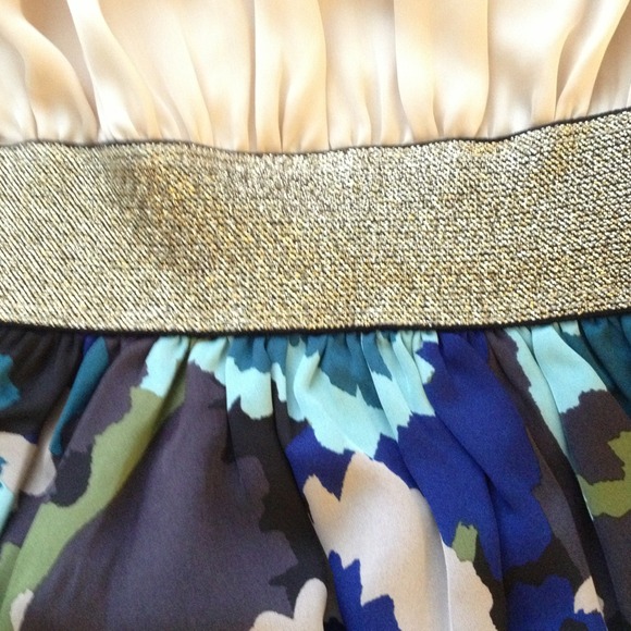 One Clothing Floral Short Sleeve Dress - Picture 4 of 4