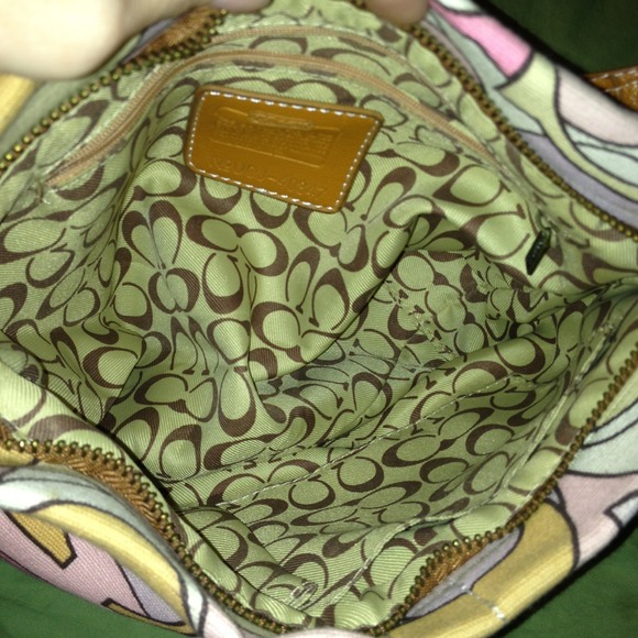 ••TRADED••Coach - Picture 2 of 3