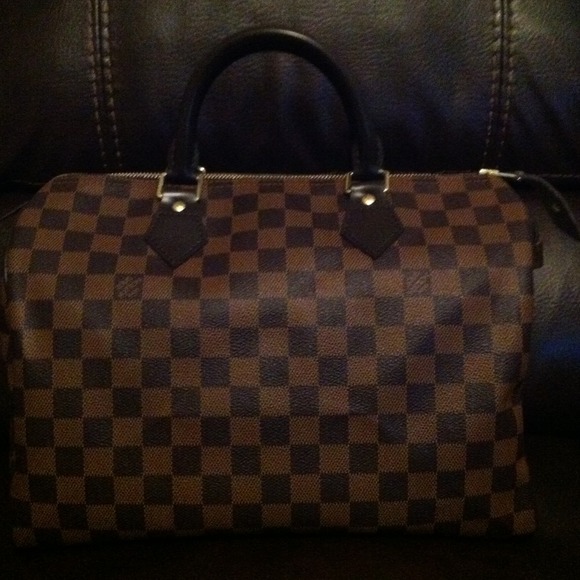 Authentic Louis Vuitton speedy 30