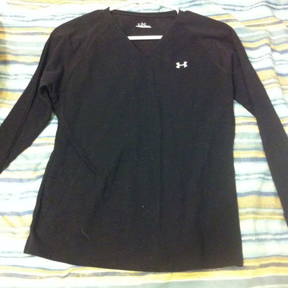 Under armour long sleeve shirt