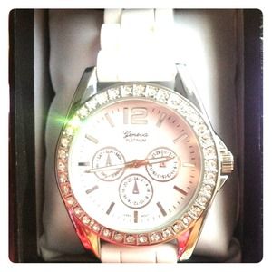 Perfect condition Geneva platinum watch.