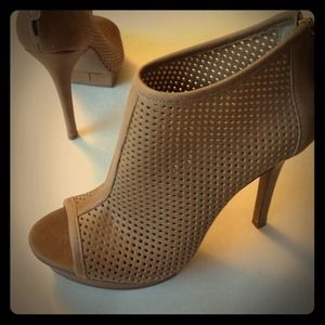 Marco Santi Shoes - Extremely Sexy Marco Santi Open Toe Ankle Bootie. Marco Santi Shoes - Extremely Sexy Marco Santi Open Toe Ankle Bootie.