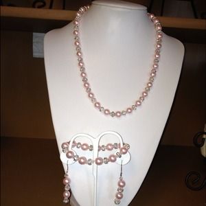 Necklace Bracelet & Earrings