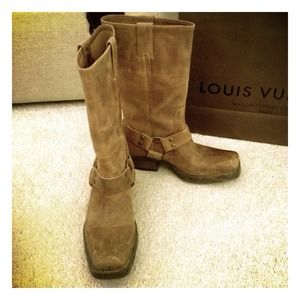 SOLD🎁 BP (Brass Plum) Leather Boots