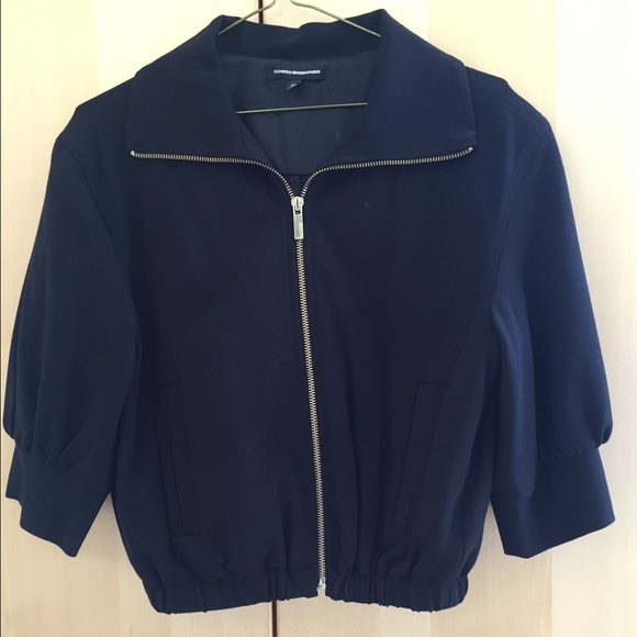 Express Fashionable Jacket - Picture 2 of 4