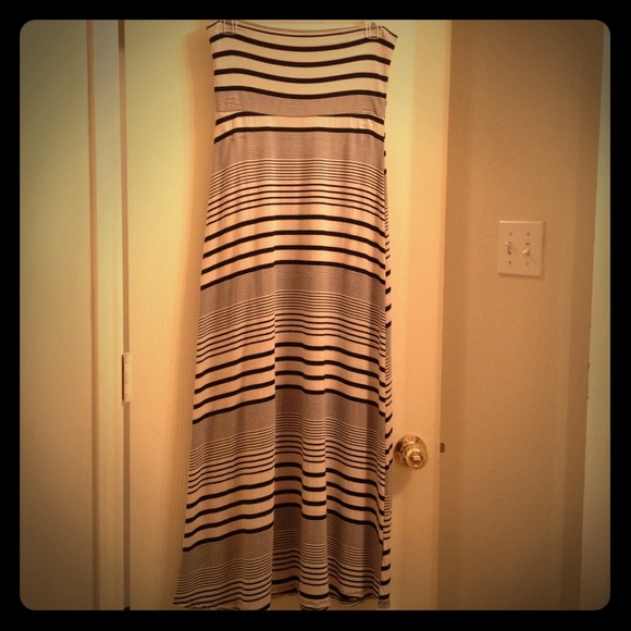 Strapless maxi dress.