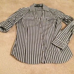 💰REDUCED 💰Express striped button up shirt