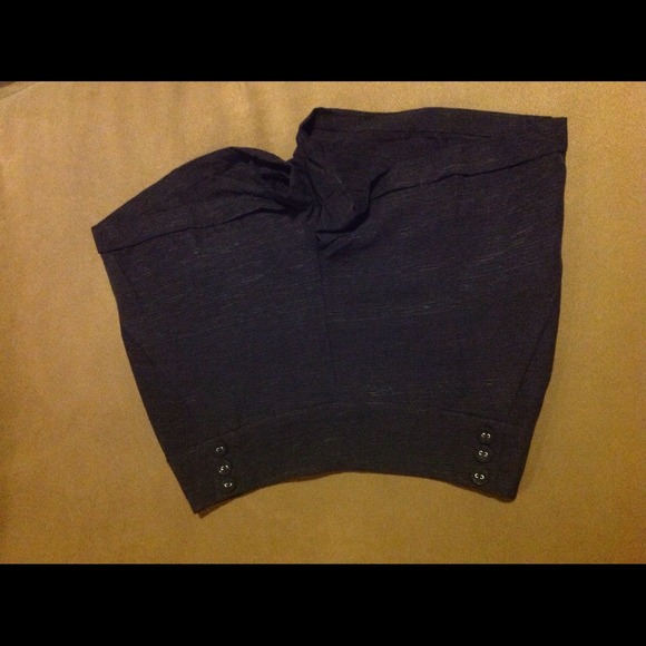 Isabel Lu short size xs - Picture 4 of 4