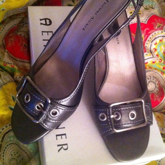 Etienne Aigner pewter sling back shoes