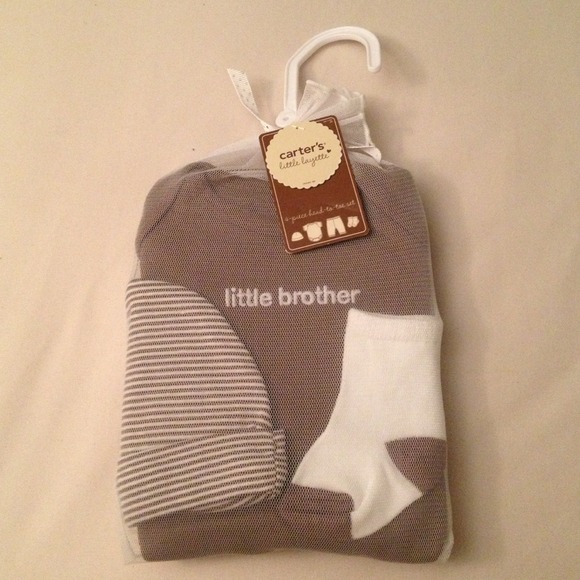 💢BUNDLED💢Little Brother Layette set