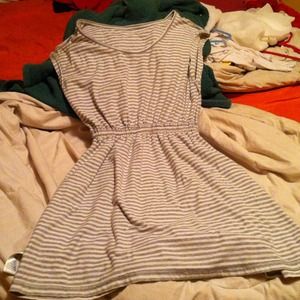 Grey short stripped dress!