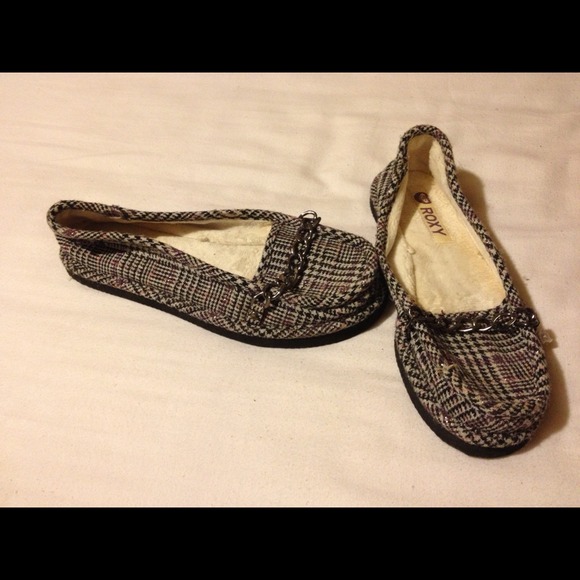 Roxy size 7,Nike 6 1/2 bundle