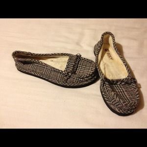 Roxy size 7,Nike 6 1/2 bundle