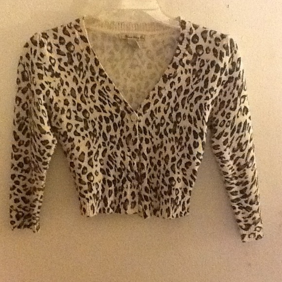 Cropped leopard cardigan size: S