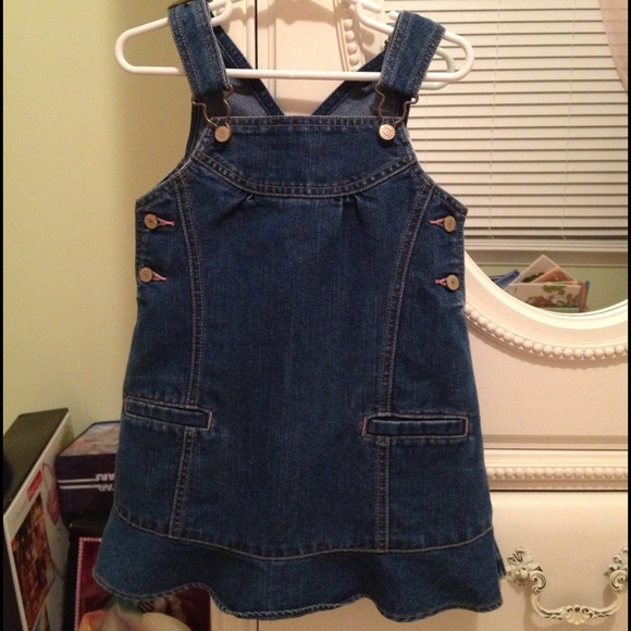 🔴SOLD🔴💕Girls overalls dress💕