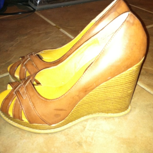 Charlotte Russe Wedges - Picture 2 of 3