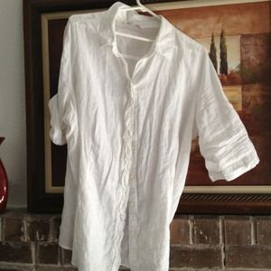 Linen 3/4 sleeve Blouse with Ruffle detail