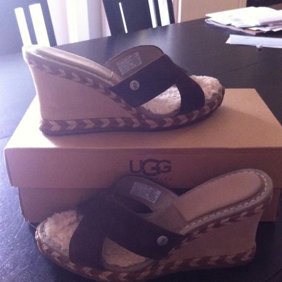 Brown Ugg wedges