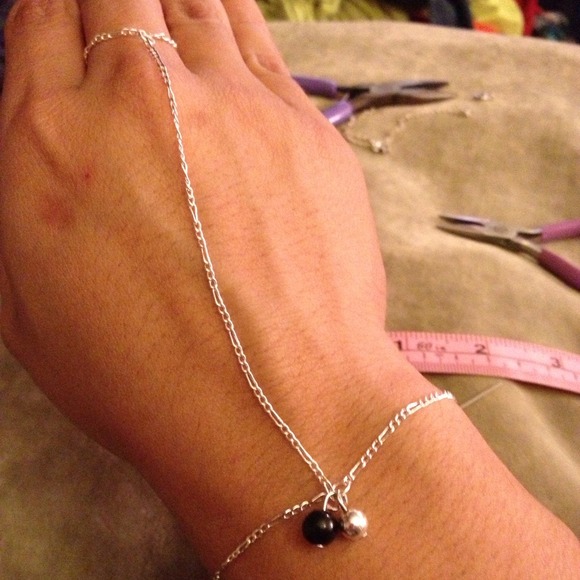 Slave Chain - Picture 3 of 4