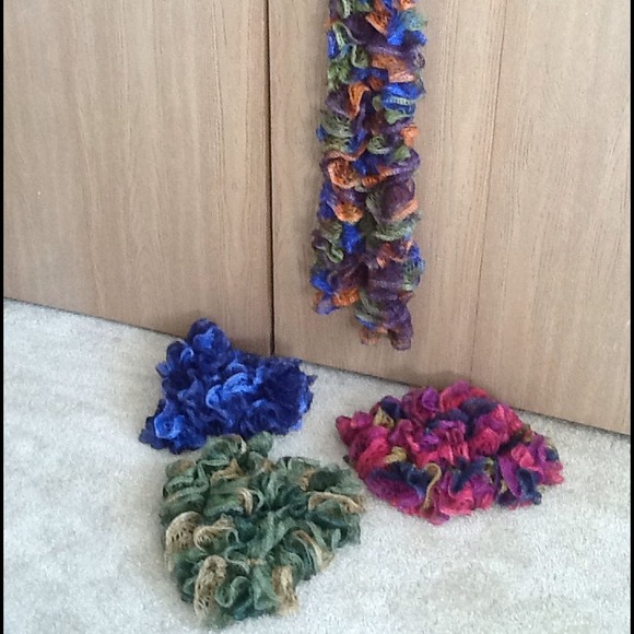 HANDKNIT FASHION SCARFS - Picture 2 of 3