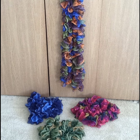 HANDKNIT FASHION SCARFS - Picture 3 of 3