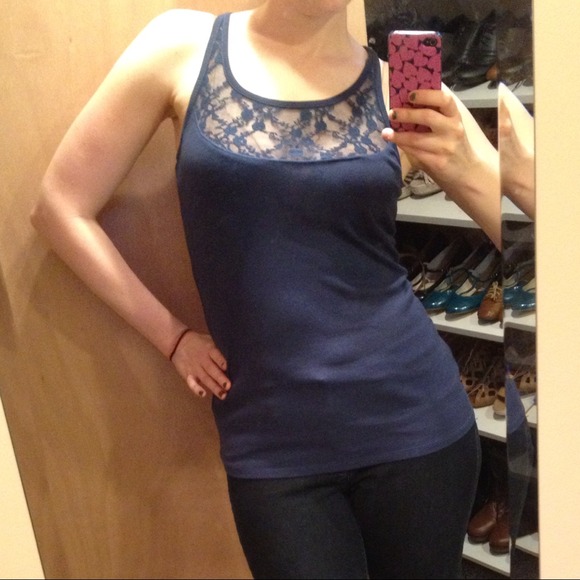**SOLD BUNDLE** LinQ lace front tank top