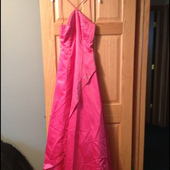 Bundle for @mariaharrison pink and yellow gowns