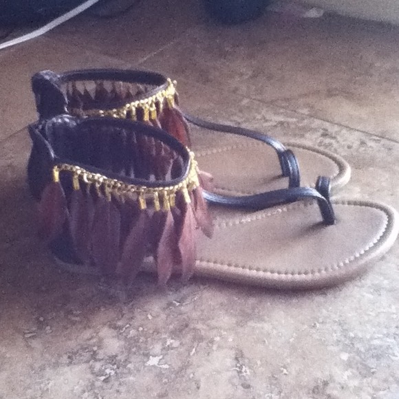 Feather sandals new!