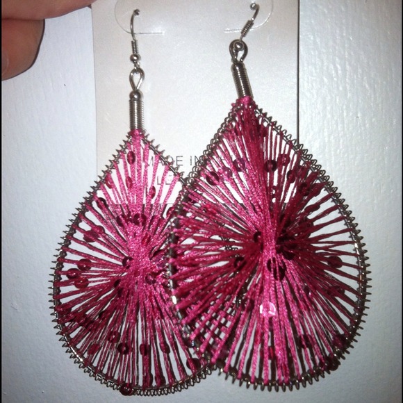 ✨BRAND NEW✨ pink stitching earrings
