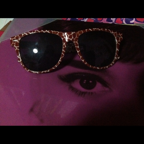 Giraffe print sunglasses!