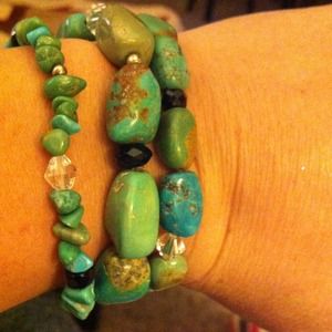 Three torquise stretchy bracelet
