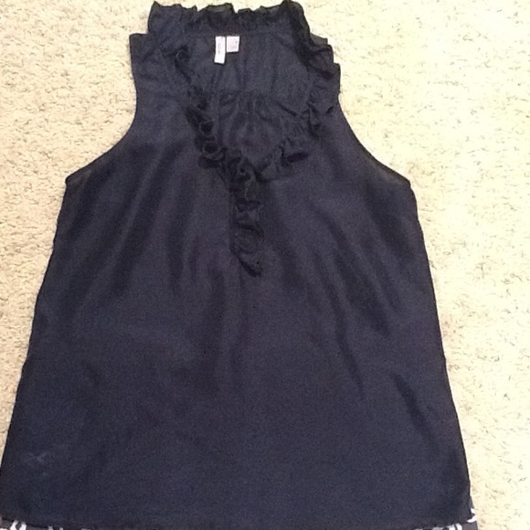 ❤SOLD❤Silk Navy Ruffle Top. - Picture 2 of 2