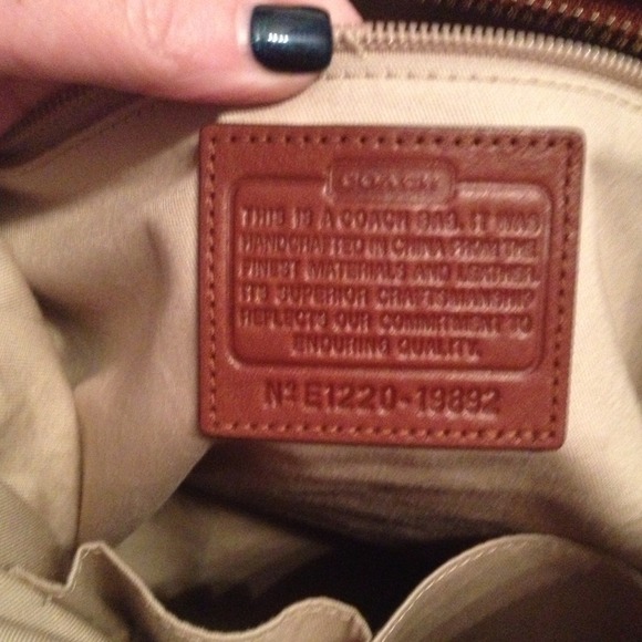 Authentic Coach leather Rory Satchel - Picture 3 of 4