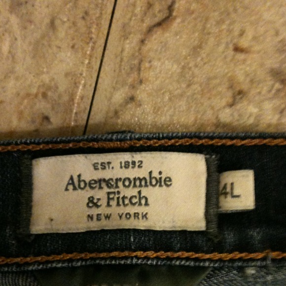 Abercrombie jeans - Picture 2 of 3